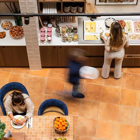 Gouda, Worldhotels Crafted Collection Hotel 4*