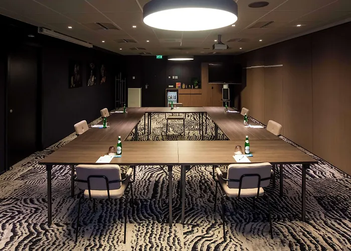 Gouda, Worldhotels Crafted Collection Отель