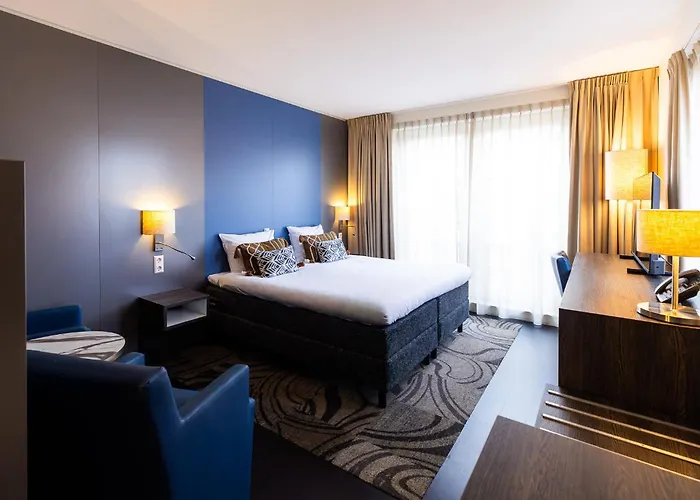 Отель Gouda, Worldhotels Crafted Collection 4*