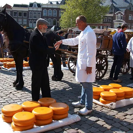 Gouda, Worldhotels Crafted Collection Hotel 4*