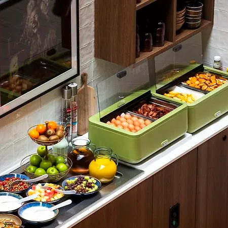 Gouda, Worldhotels Crafted Collection Hotel